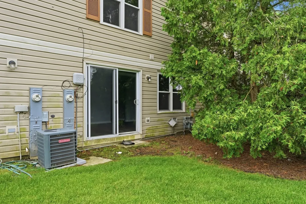 2674 Waterford Court Aurora IL 60502
