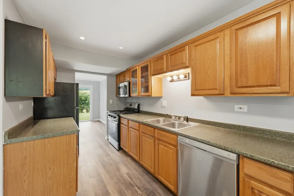 2674 Waterford Court Aurora IL 60502