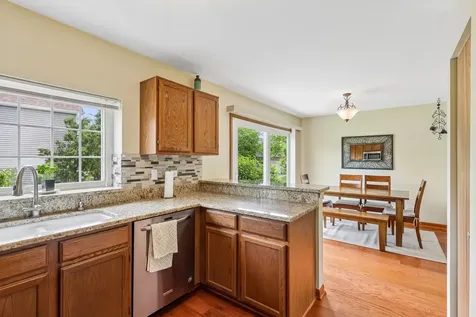286 Chrisman Drive Streamwood IL 60107