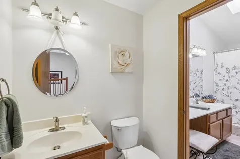 286 Chrisman Drive Streamwood IL 60107