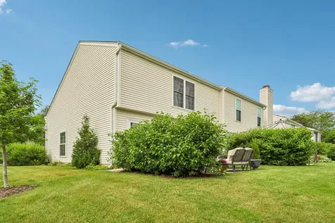 286 Chrisman Drive Streamwood IL 60107