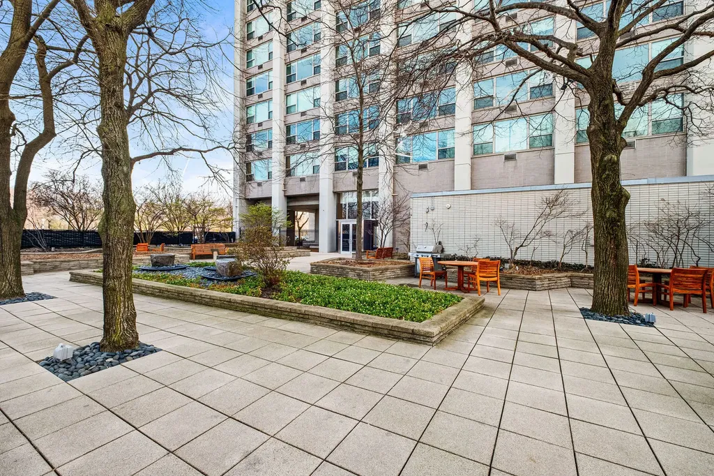 3600 North Lake Shore Drive Chicago IL 60613