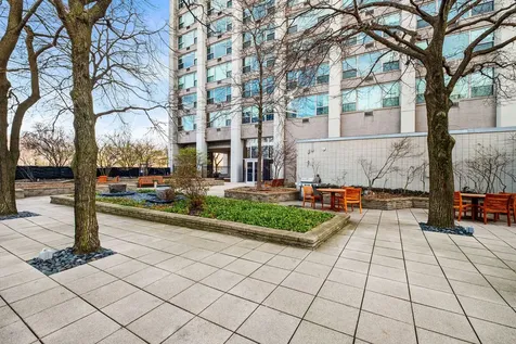 3600 North Lake Shore Drive Chicago IL 60613