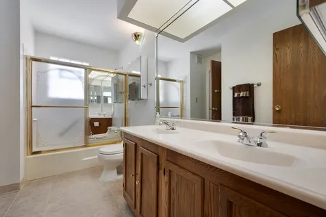 1465 Worden Way Elk Grove Village IL 60007