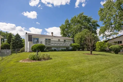 1465 Worden Way Elk Grove Village IL 60007