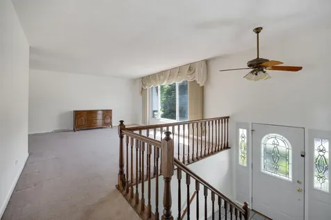 1465 Worden Way Elk Grove Village IL 60007