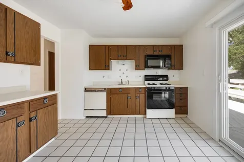 1465 Worden Way Elk Grove Village IL 60007