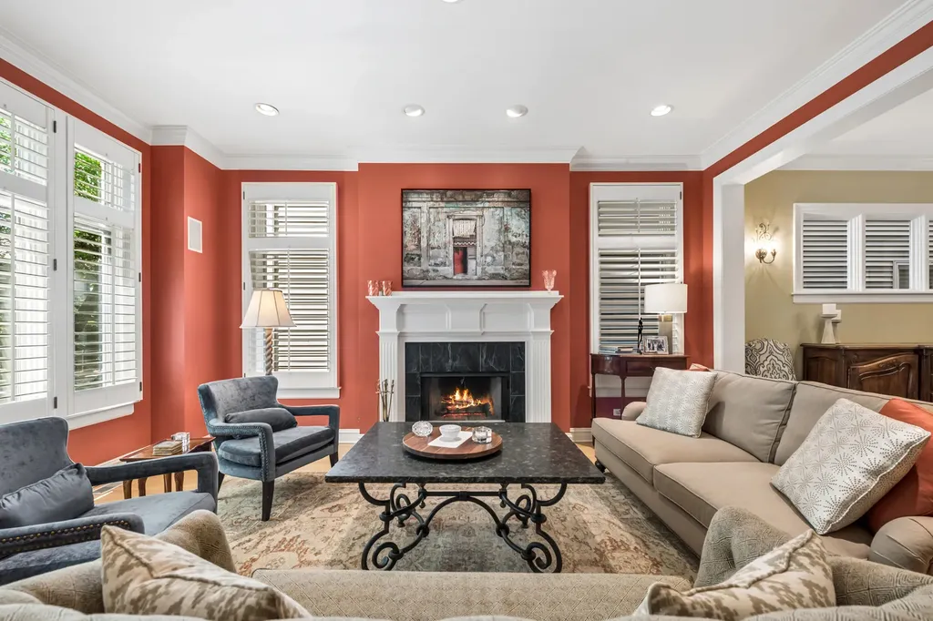 1032 West Montana Street Chicago IL 60614