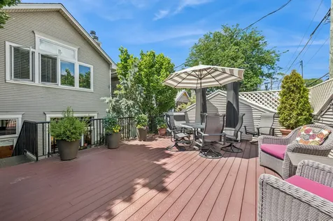 1032 West Montana Street Chicago IL 60614