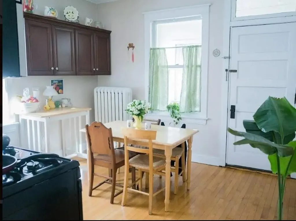 3644 North Claremont Avenue Chicago IL 60618