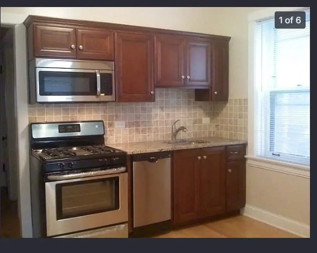 3644 North Claremont Avenue Chicago IL 60618