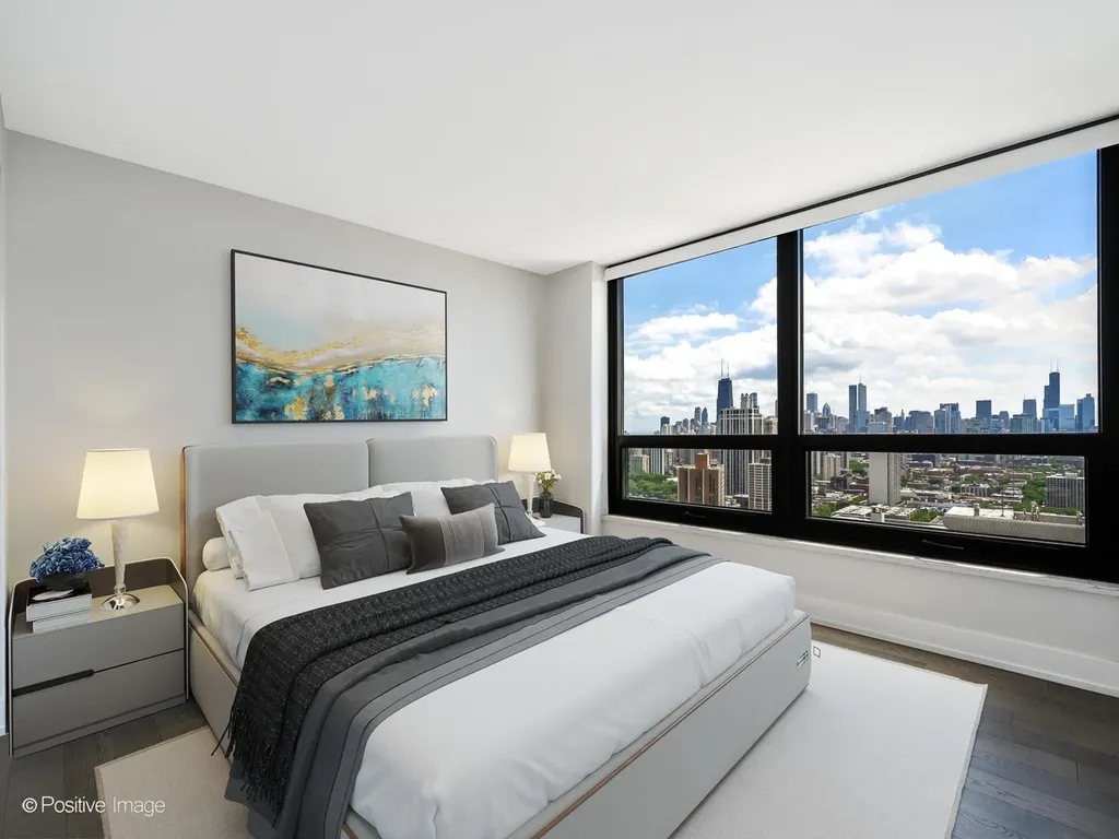 2020 North Lincoln Park West Chicago IL 60614