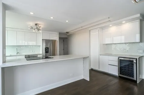 2020 North Lincoln Park West Chicago IL 60614