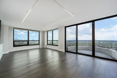 2020 North Lincoln Park West Chicago IL 60614