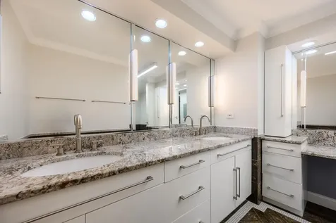 2020 North Lincoln Park West Chicago IL 60614