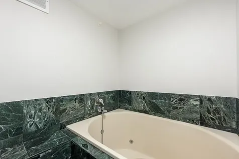 2020 North Lincoln Park West Chicago IL 60614