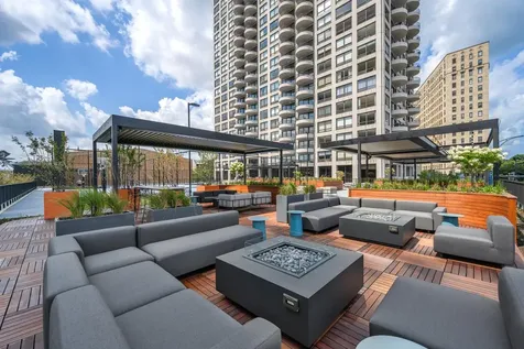 2020 North Lincoln Park West Chicago IL 60614