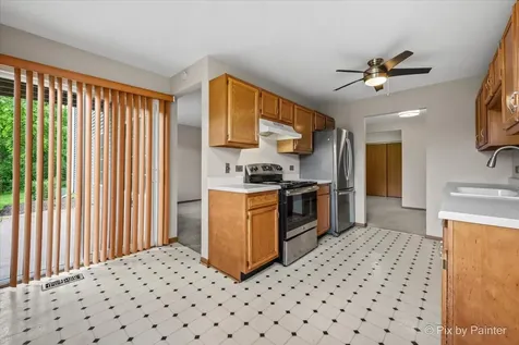 917 Golf Course Road Crystal Lake IL 60014