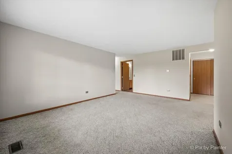 917 Golf Course Road Crystal Lake IL 60014