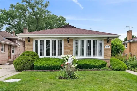 7357 North Crawford Avenue Lincolnwood IL 60712
