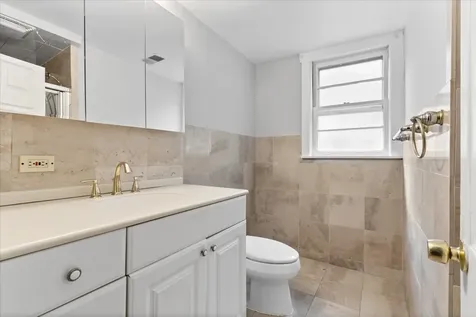 7357 North Crawford Avenue Lincolnwood IL 60712
