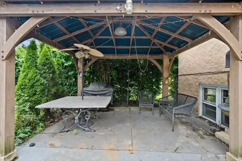 7357 North Crawford Avenue Lincolnwood IL 60712