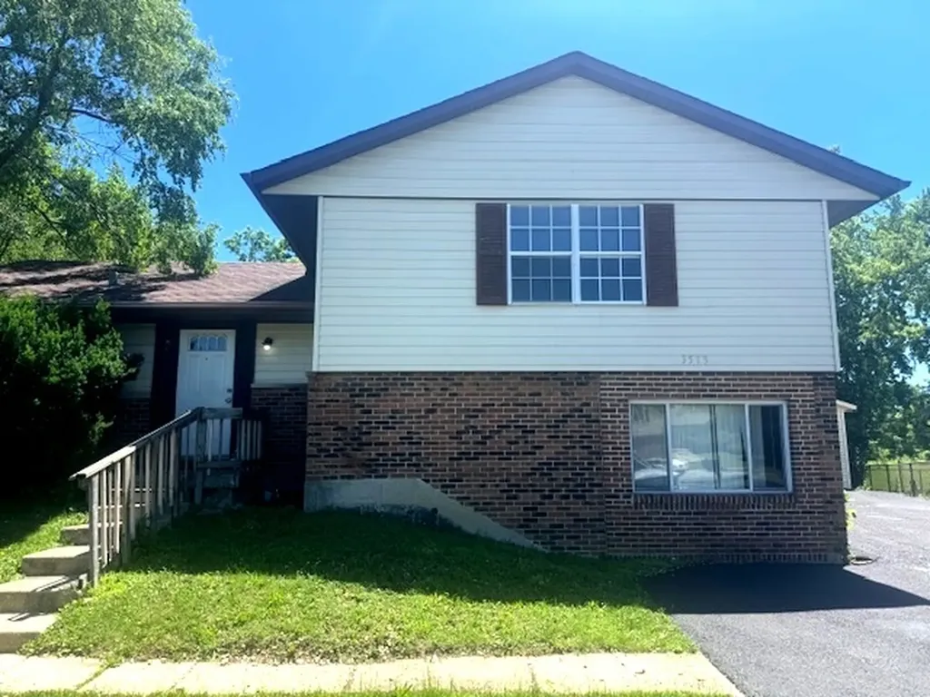 3515 Bordeaux Court Hazel Crest IL 60429