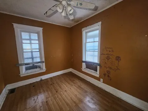 18 West 114th Street Chicago IL 60628