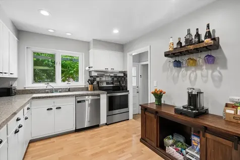 2422 Ridgeway Avenue Evanston IL 60201