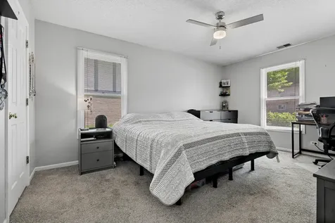 40 West Fern Court Palatine IL 60067