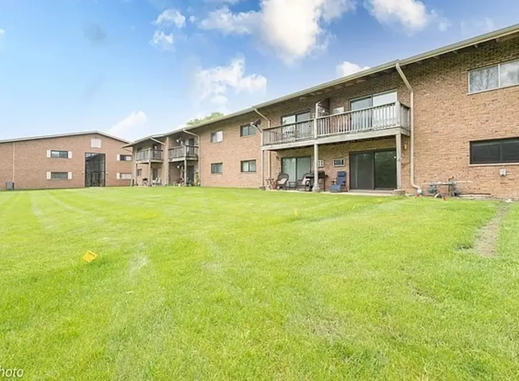7413 Brookdale Drive Darien IL 60561
