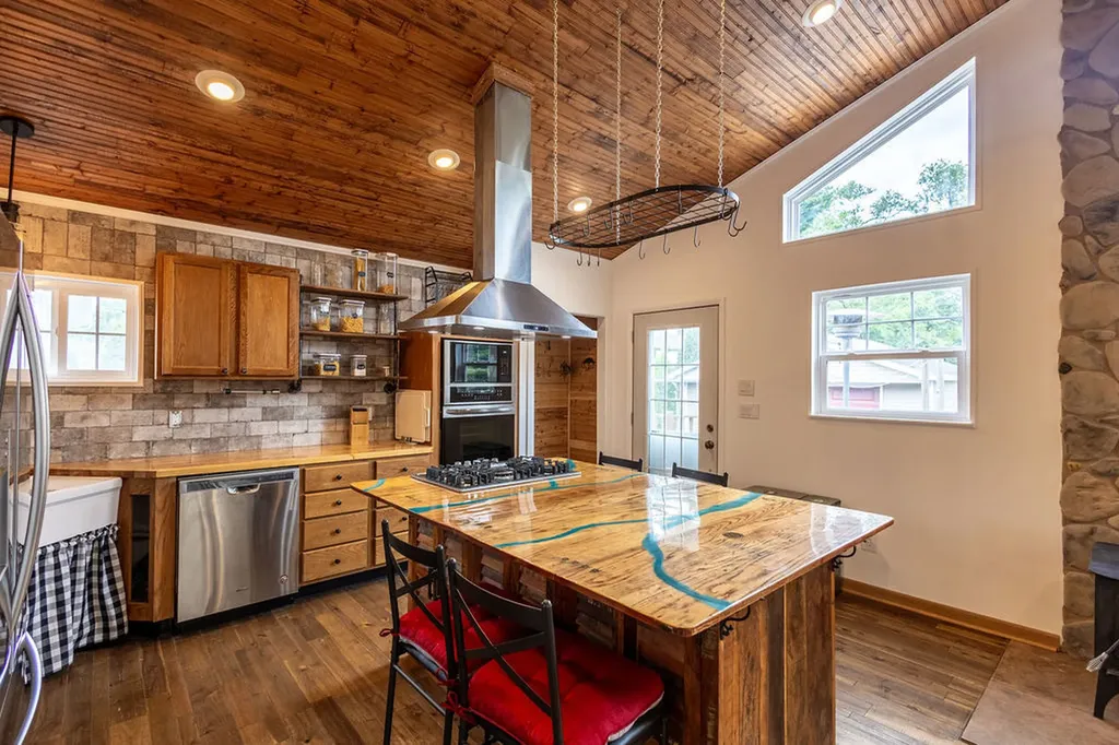 306 North Washington Street Westmont IL 60559