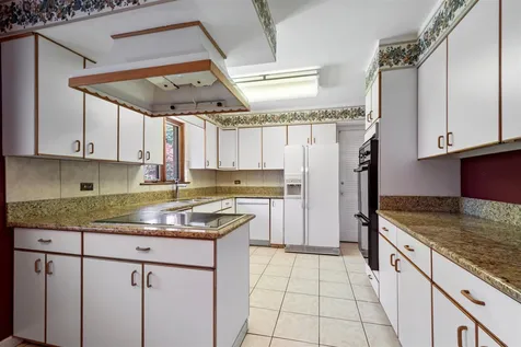 6650 North Lightfoot Avenue Chicago IL 60646