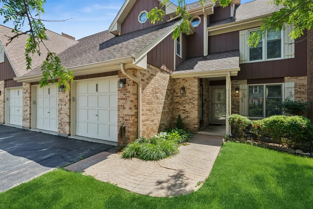 503 Country Lane Des Plaines IL 60016