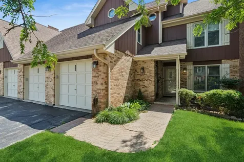 503 Country Lane Des Plaines IL 60016