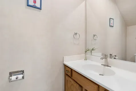 503 Country Lane Des Plaines IL 60016