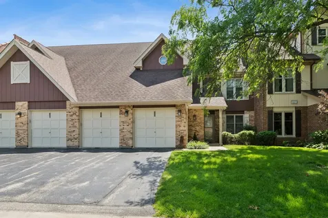 503 Country Lane Des Plaines IL 60016