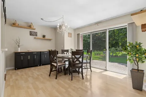503 Country Lane Des Plaines IL 60016