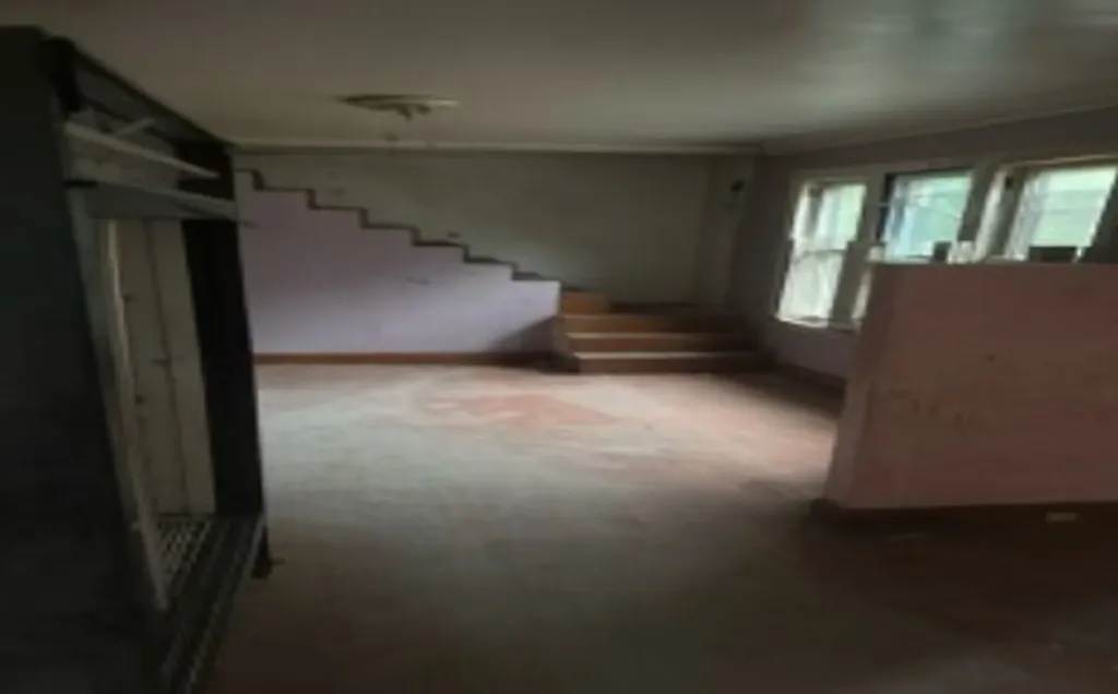 5417 South Sacramento Avenue Chicago IL 60632
