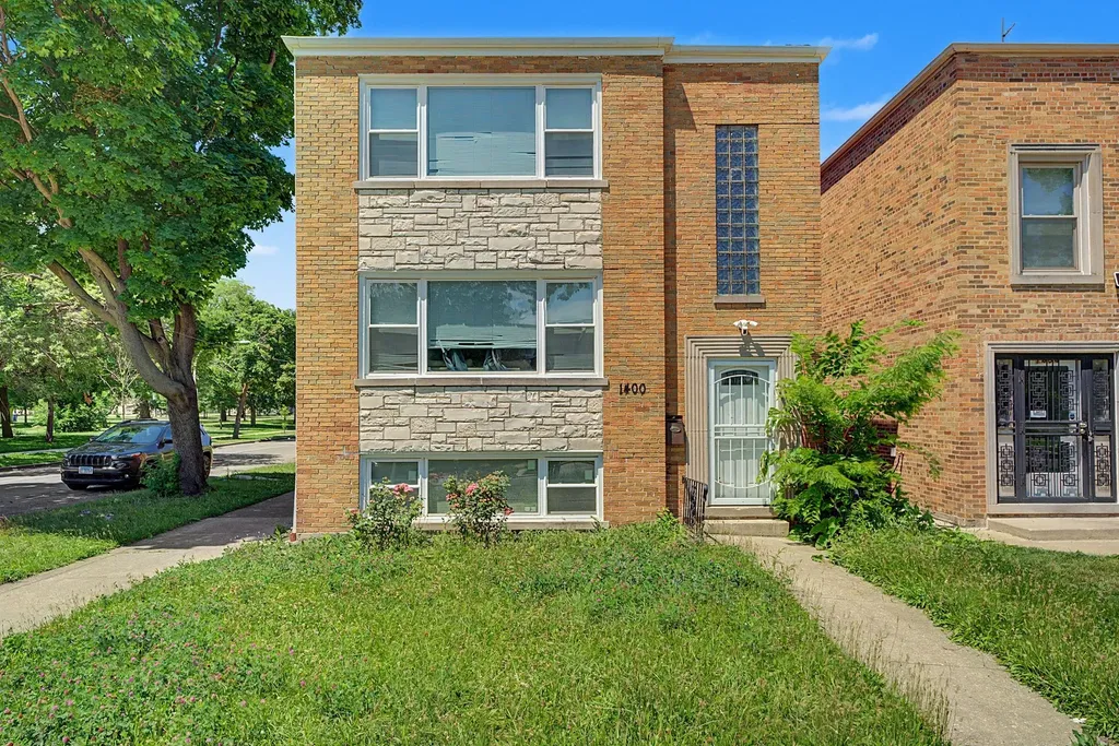 1400 North Lawler Avenue Chicago IL 60651