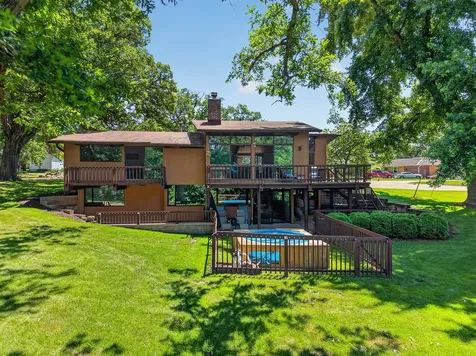 2390 Circle Drive Ottawa IL 61350