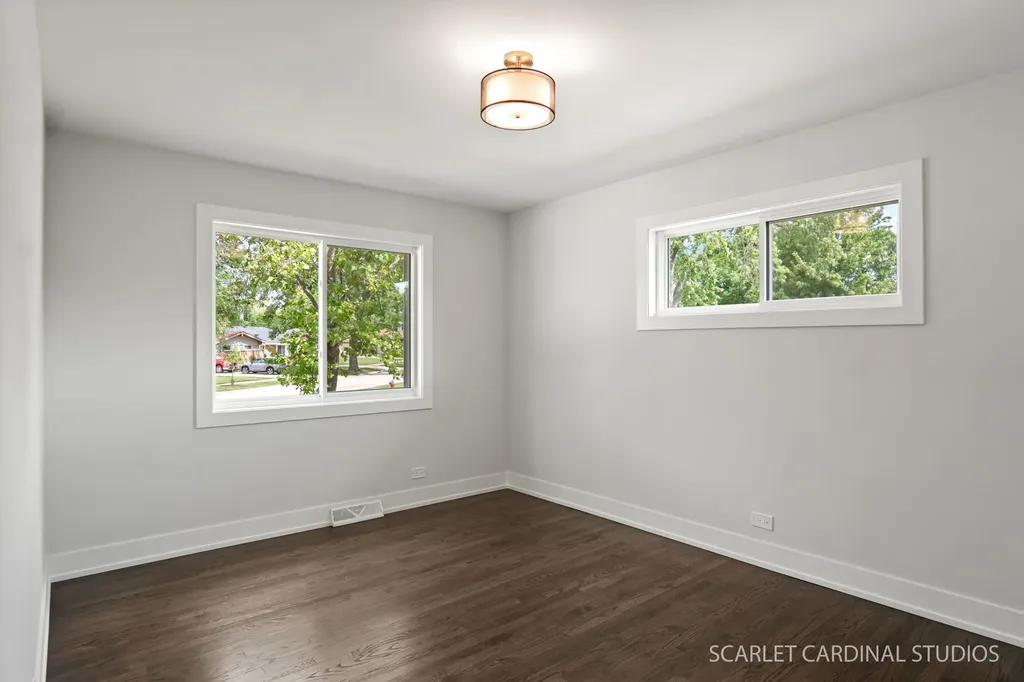 237 Terry Lane Villa Park IL 60181