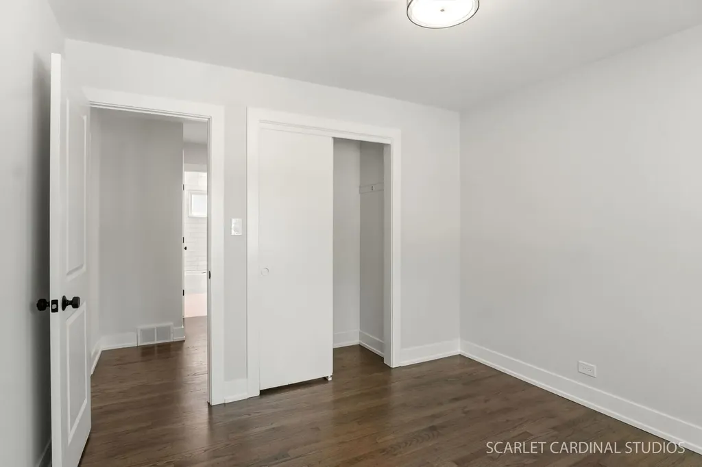 237 Terry Lane Villa Park IL 60181
