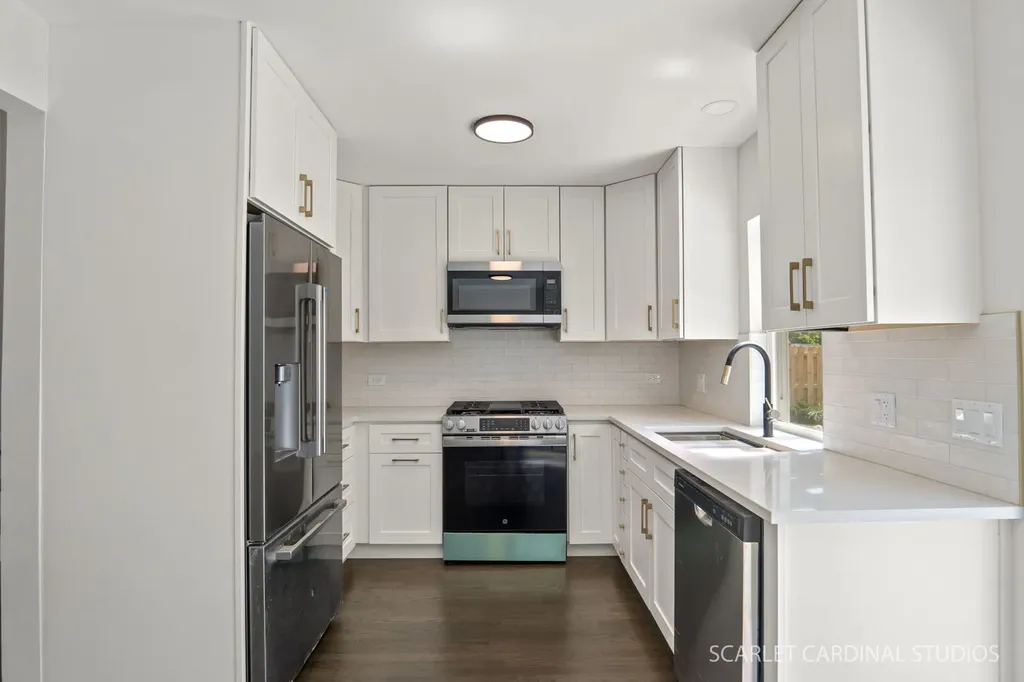 237 Terry Lane Villa Park IL 60181