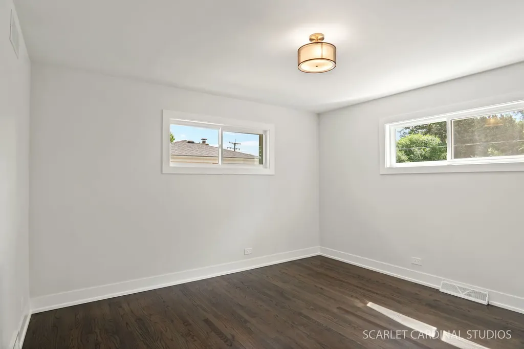 237 Terry Lane Villa Park IL 60181