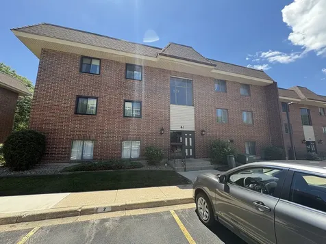 41 East Janata Boulevard Lombard IL 60148