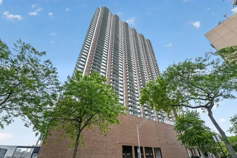 6033 North Sheridan Road Chicago IL 60660
