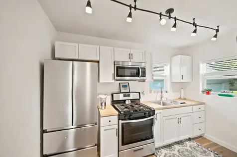 1014 23RD Avenue Rock Island IL 61201