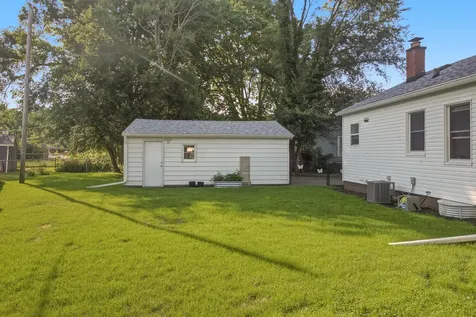 1014 23RD Avenue Rock Island IL 61201