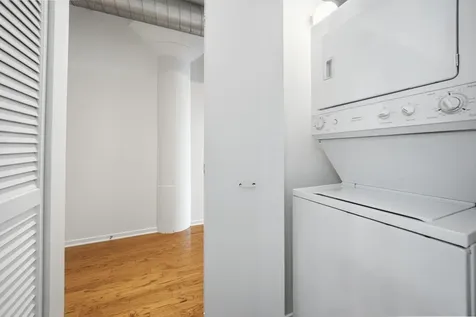 1524 South Sangamon Street Chicago IL 60608